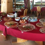 Gostisce In Stari Vrh