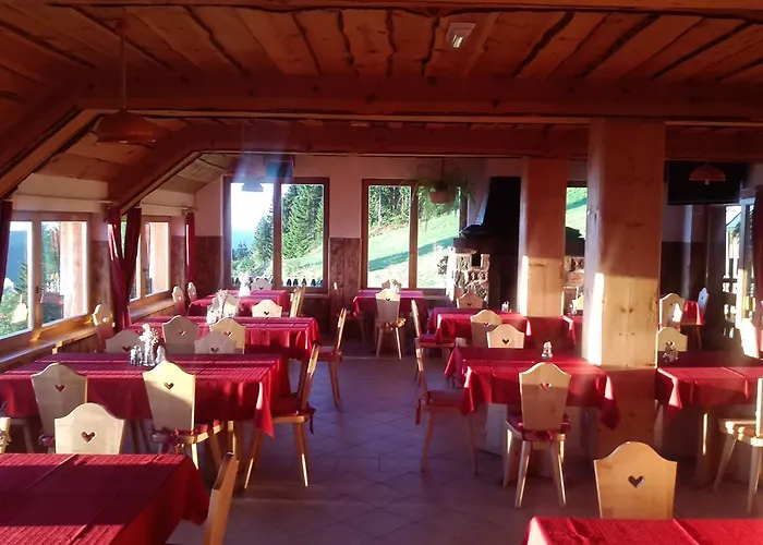 Gostisce In Stari Vrh Πανσιόν 3*